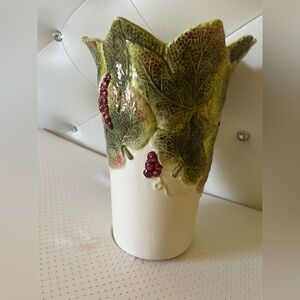 Better Homes and Gardens Vintage Leaves and Berries 10” Ceramic Vase